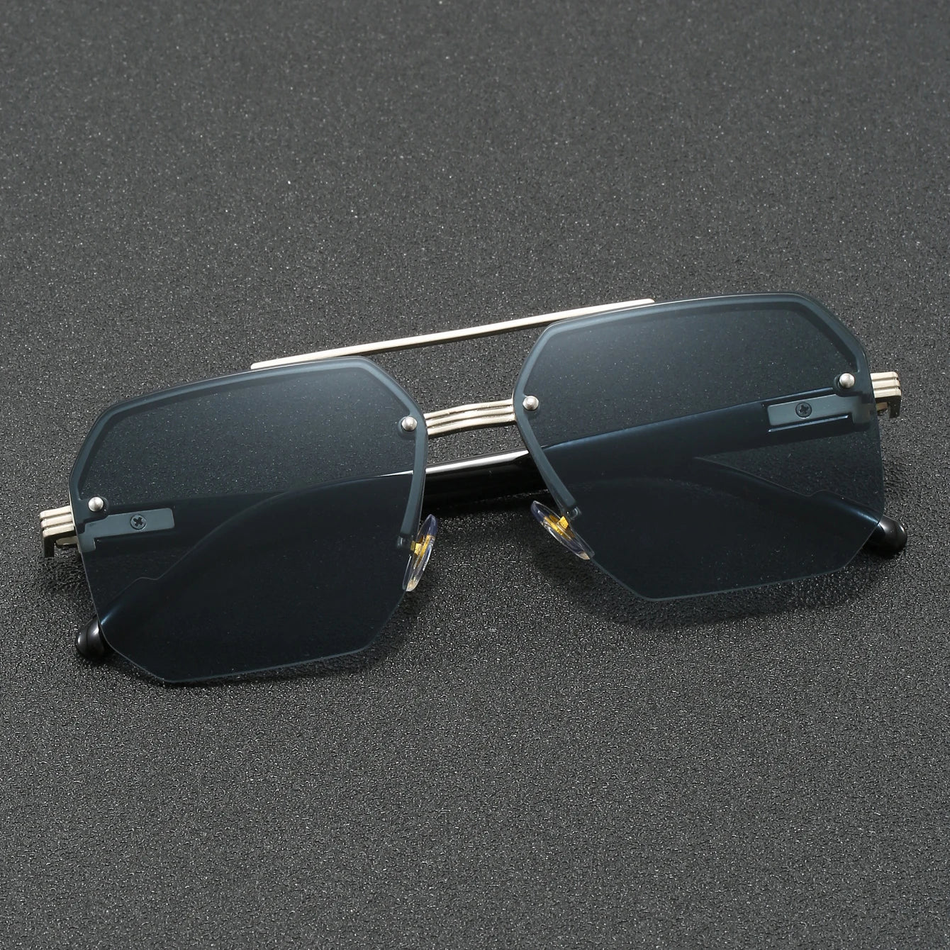 Fashion glasses for men and women Couples Summer Party Vacation Golf glasses Decorative photo shoot Holiday gift glasses